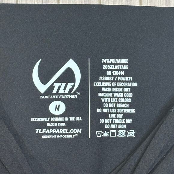 TLF Apparel Women's Black Leggings Size M - Picture 3 of 6